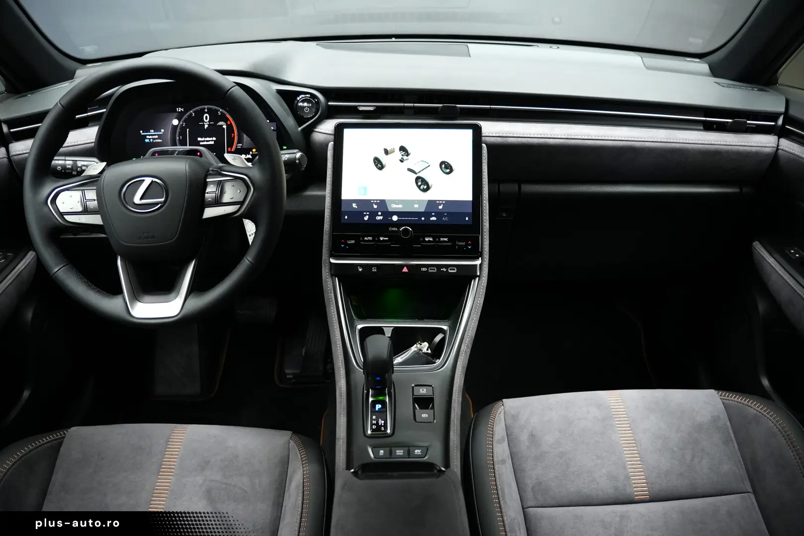 LEXUS LBX 1.5 HEV 4x2 CVT COOL