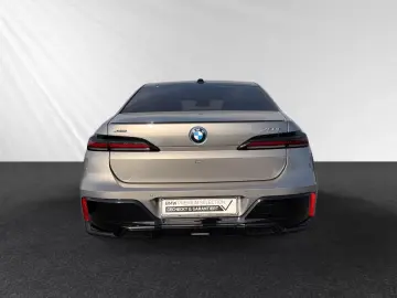 BMW 750e xDrive M Sport Pro