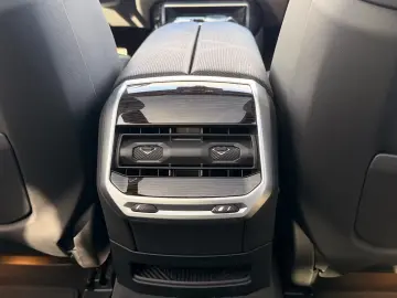 BMW 750e xDrive M Sport Pro