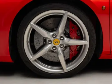 Ferrari 488 GTS Spyder