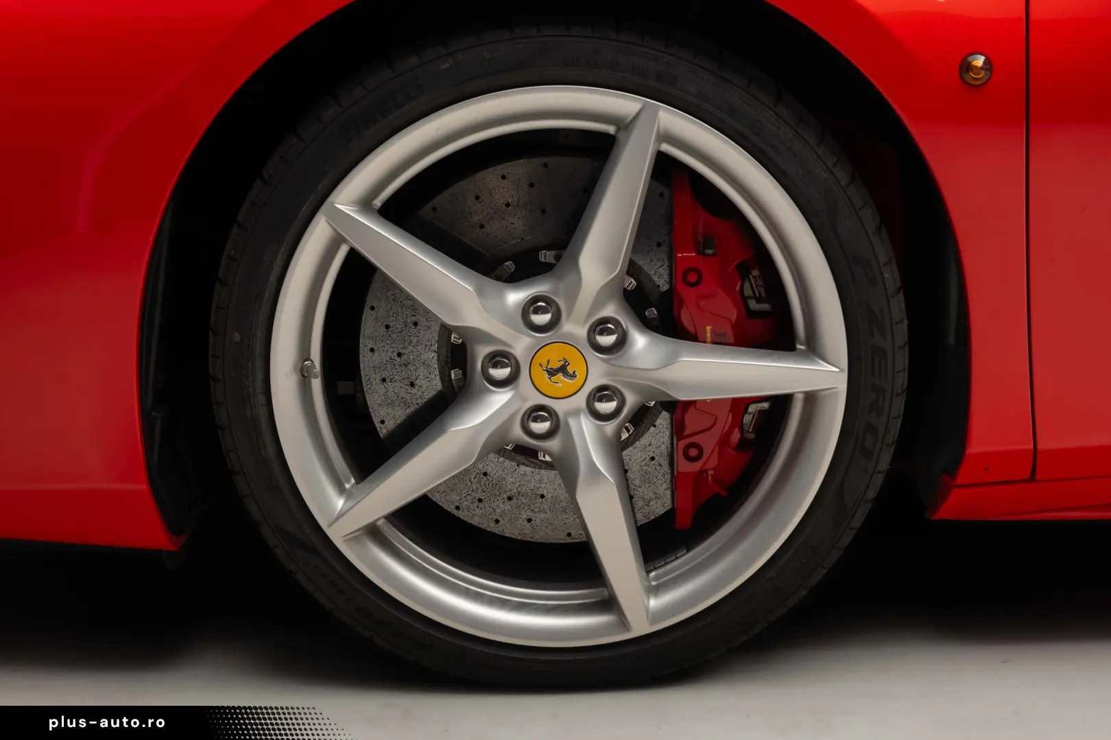 Ferrari 488 GTS Spyder