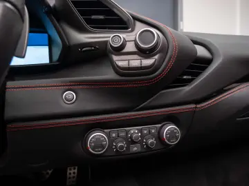 Ferrari 488 GTS Spyder