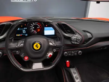 Ferrari 488 GTS Spyder