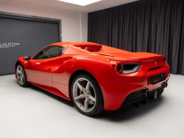 Ferrari 488 GTS Spyder