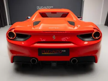 Ferrari 488 GTS Spyder