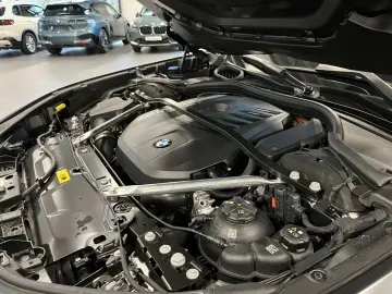 BMW 750e xDrive M Sport Pro TV