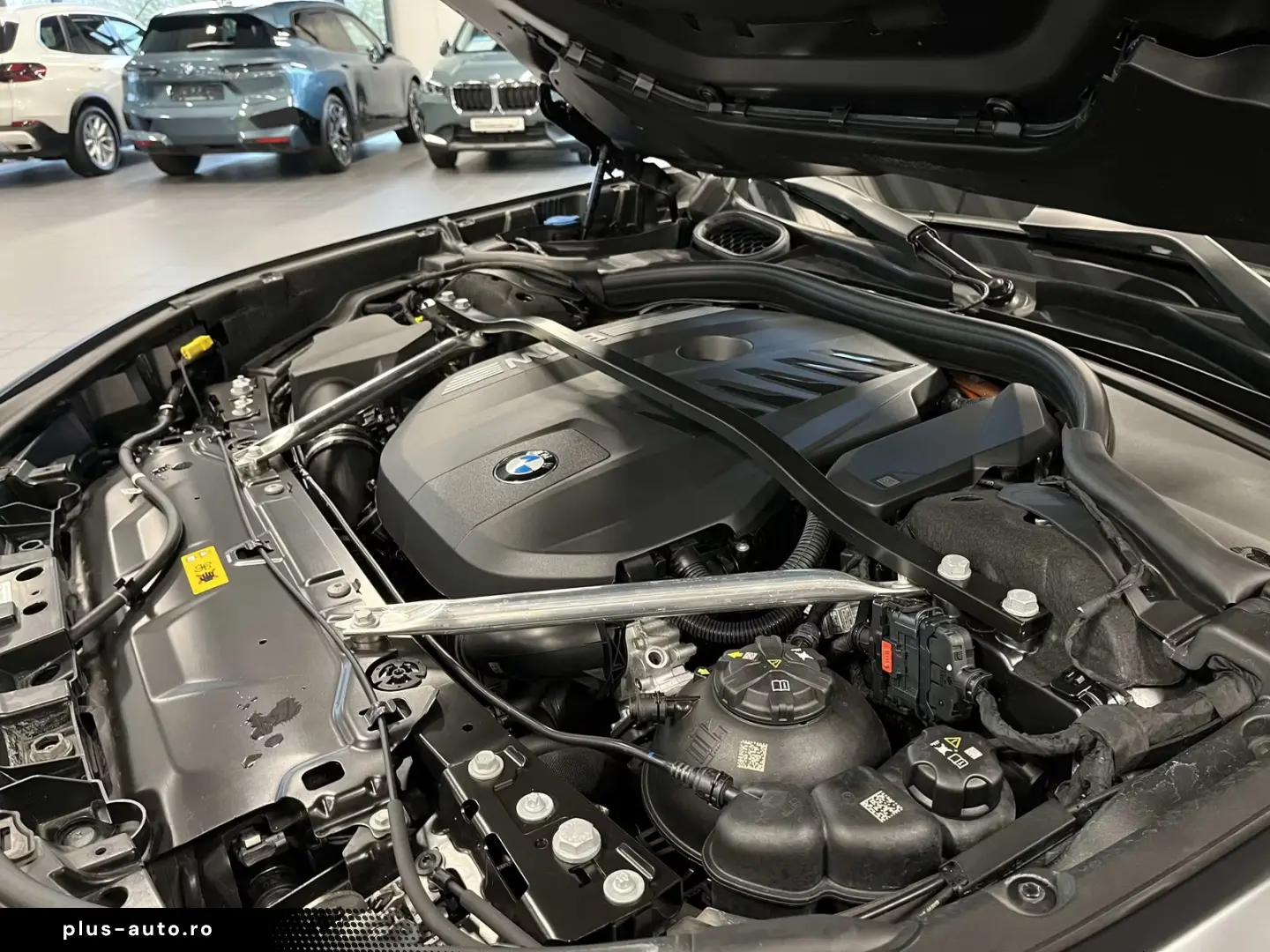 BMW 750e xDrive M Sport Pro TV