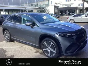 MERCEDES-BENZ EQS 450 4M AMG SUV Hyper Pano AHK Massage HUD