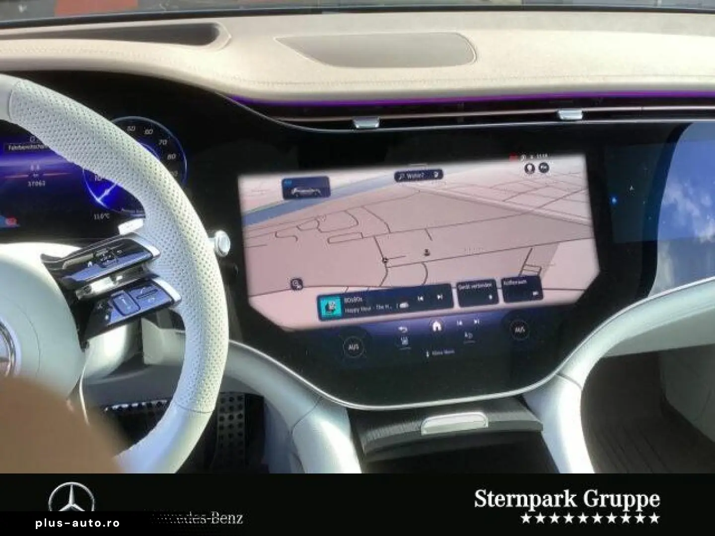 MERCEDES-BENZ EQS 450 4M AMG SUV Hyper Pano AHK Massage HUD