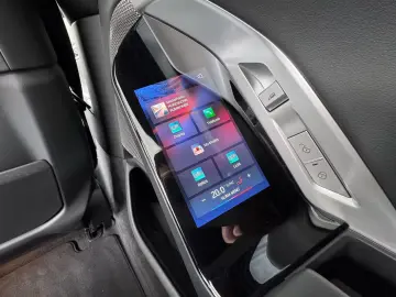 BMW 740d xDrive M Sport PanoSky