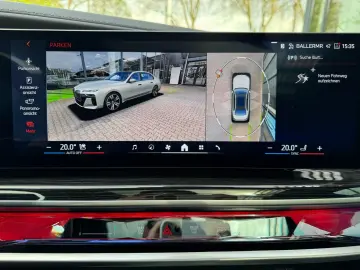 BMW 740d xDrive M Sport PanoSky