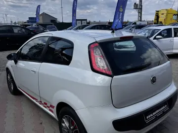 Fiat Grande Punto 2011 1.3L Diesel