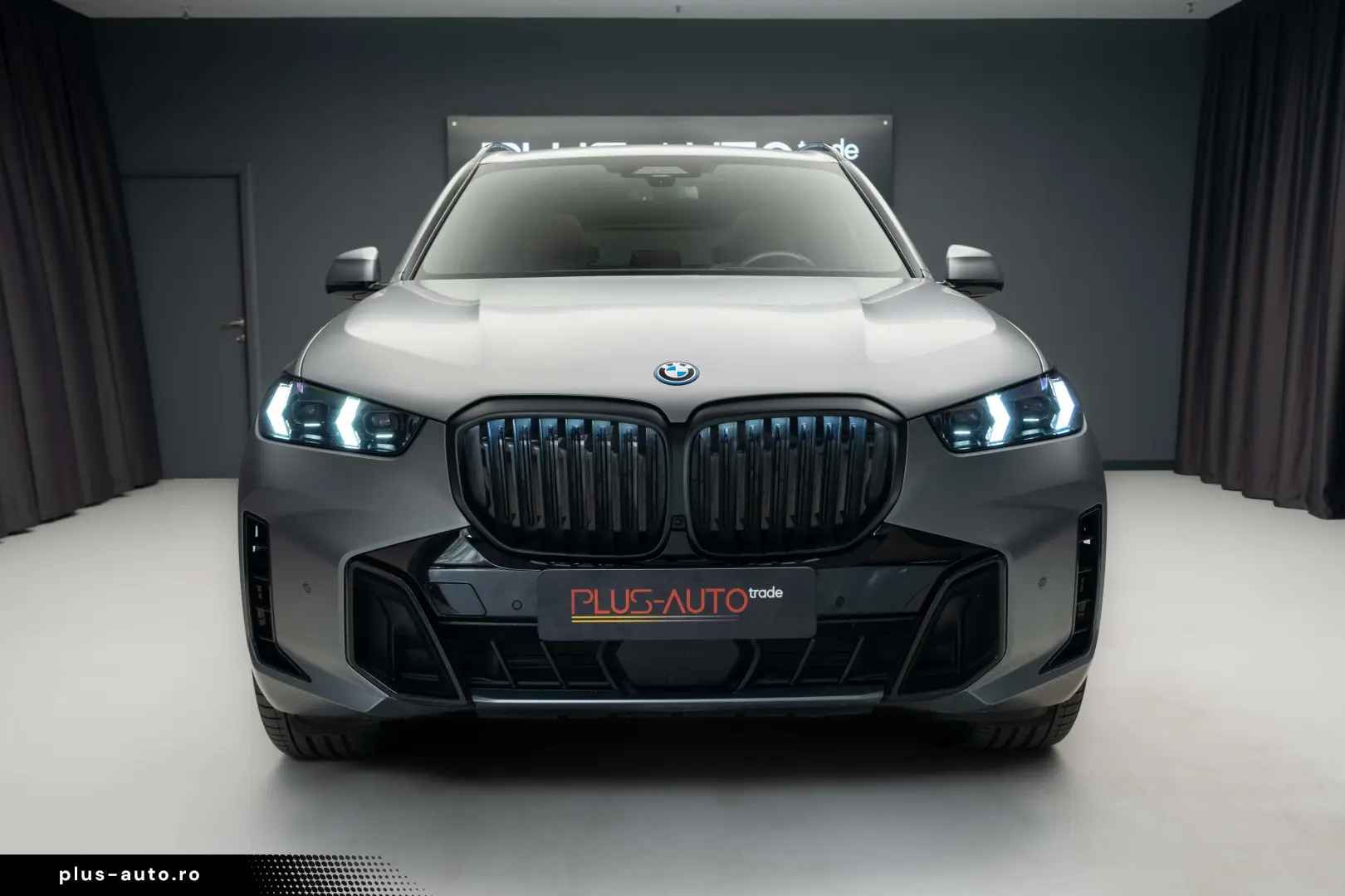 BMW X5 xDrive50e M Sport Pro - Iconic Glow