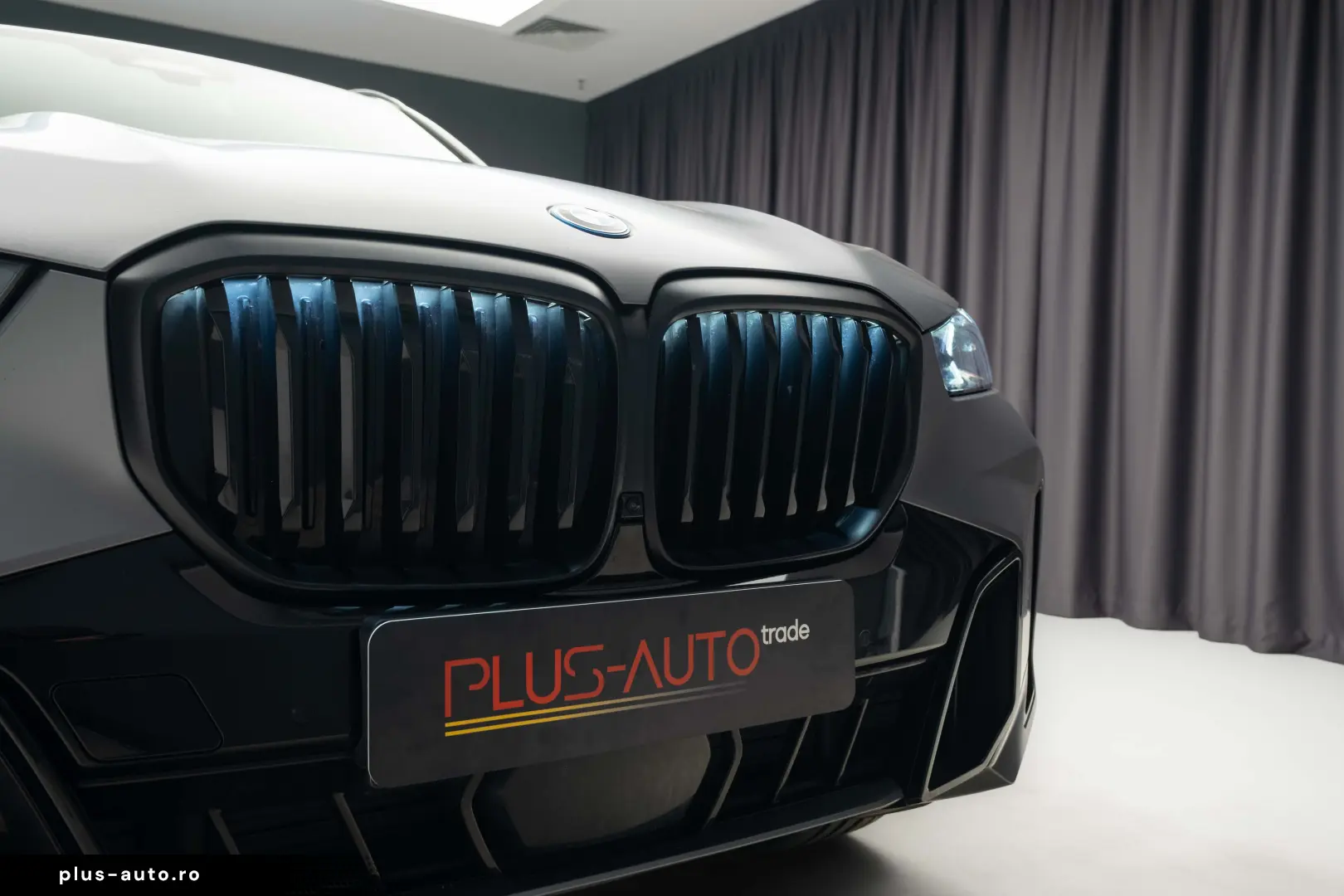 BMW X5 xDrive50e M Sport Pro - Iconic Glow