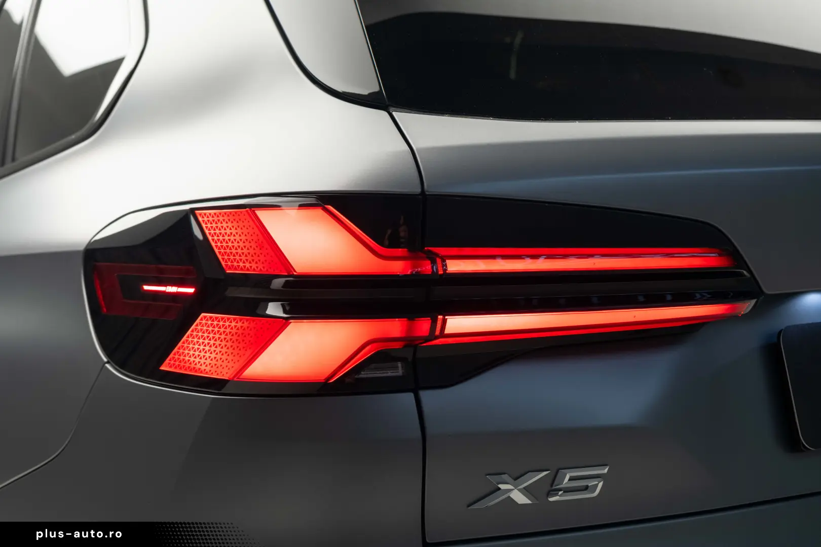 BMW X5 xDrive50e M Sport Pro - Iconic Glow