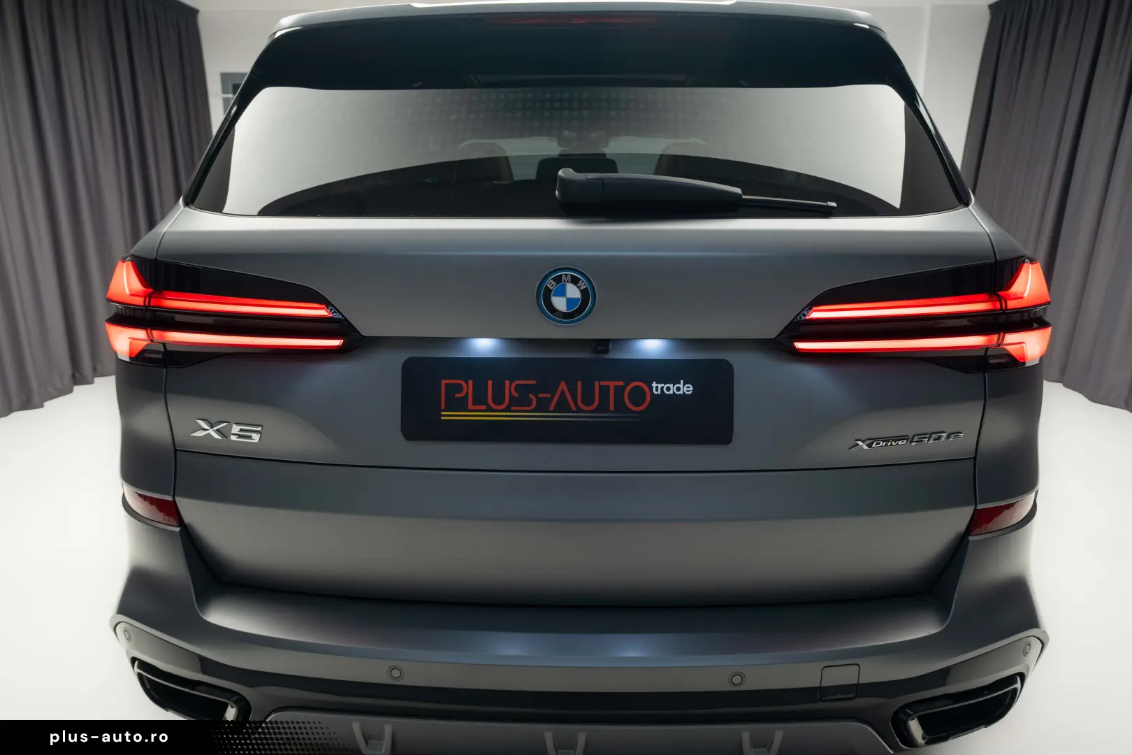 BMW X5 xDrive50e M Sport Pro - Iconic Glow