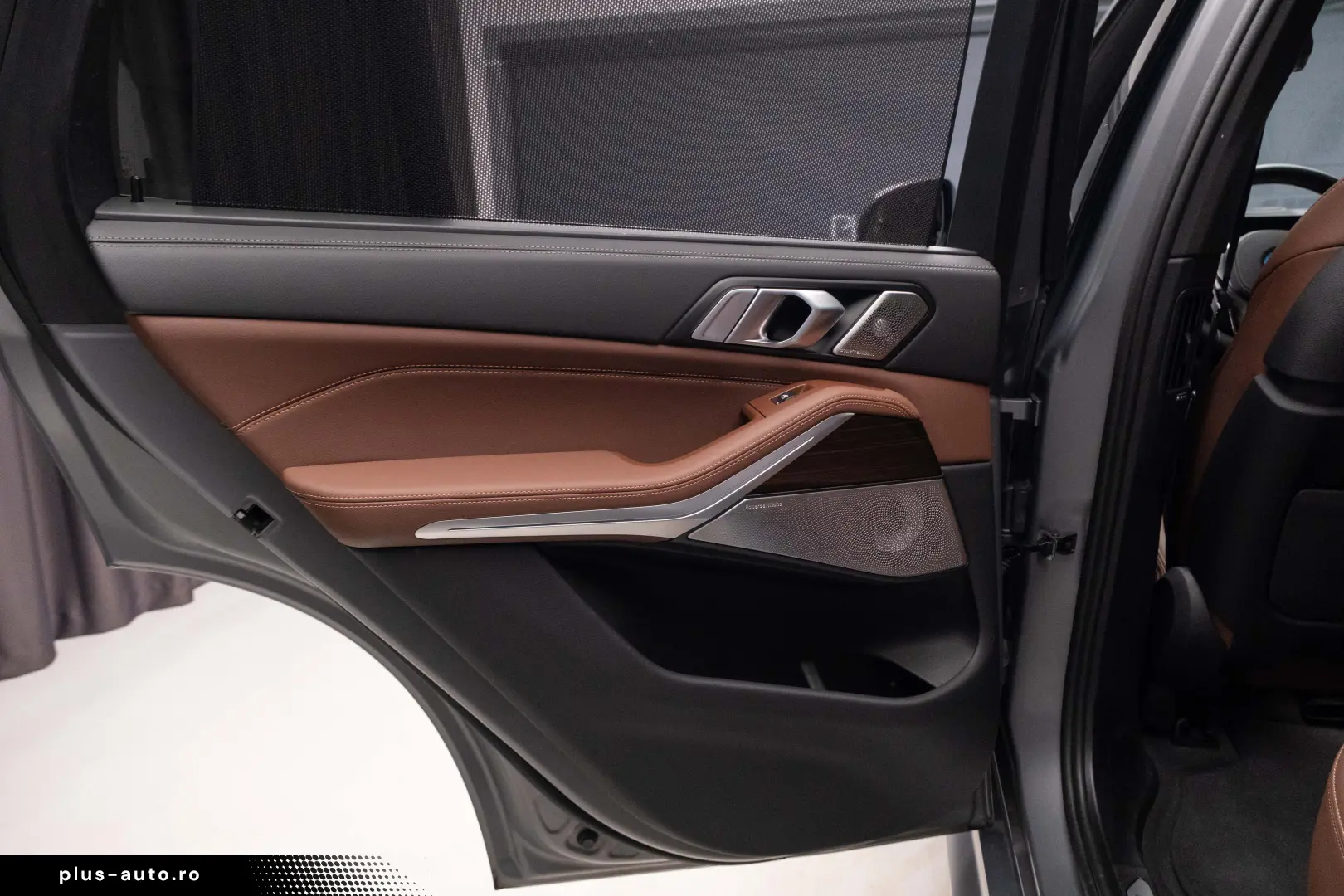 BMW X5 xDrive50e M Sport Pro - Iconic Glow