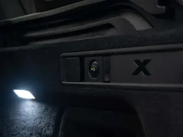 BMW X5 xDrive50e M Sport Pro - Iconic Glow