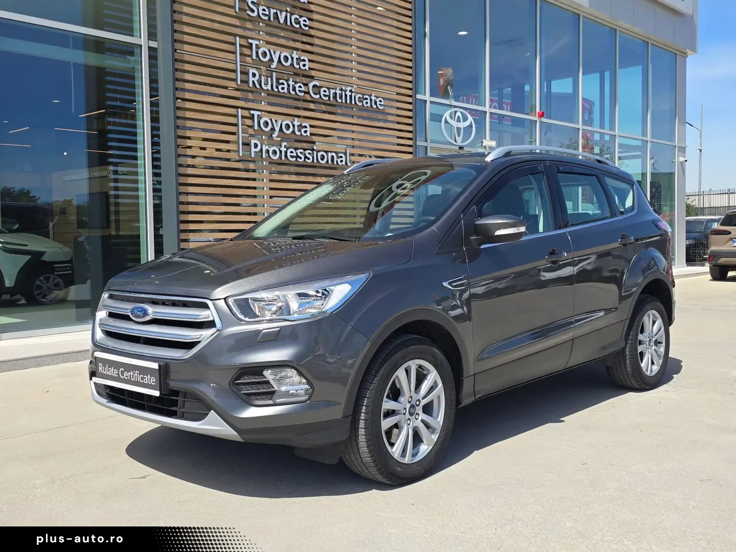 FORD KUGA 1.5 TDCi 120 CP 2WD Titanium