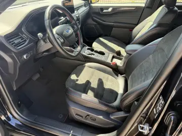 Ford Kuga 2.5 Duratec HEV ST-LINE X CVT 4WD