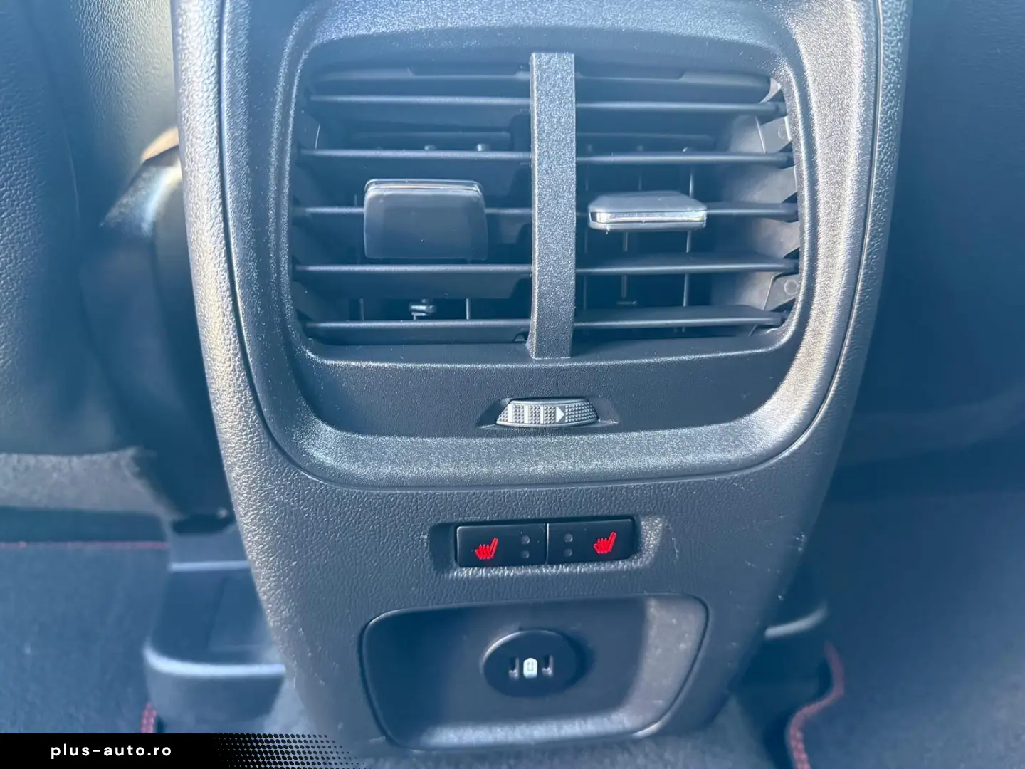Ford Kuga 2.5 Duratec HEV ST-LINE X CVT 4WD