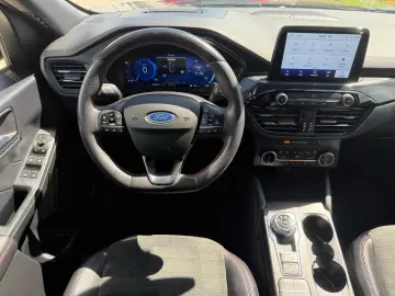 Ford Kuga 2.5 Duratec HEV ST-LINE X CVT 4WD