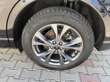Ford Kuga 2.5 Duratec HEV ST-LINE X CVT 4WD