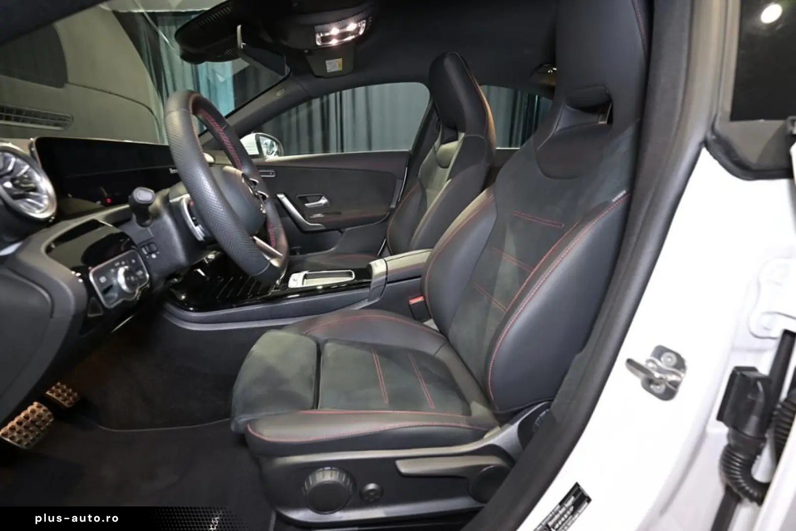 MERCEDES-BENZ CLA 180 Coupé AMG LED NAVI KAMERA