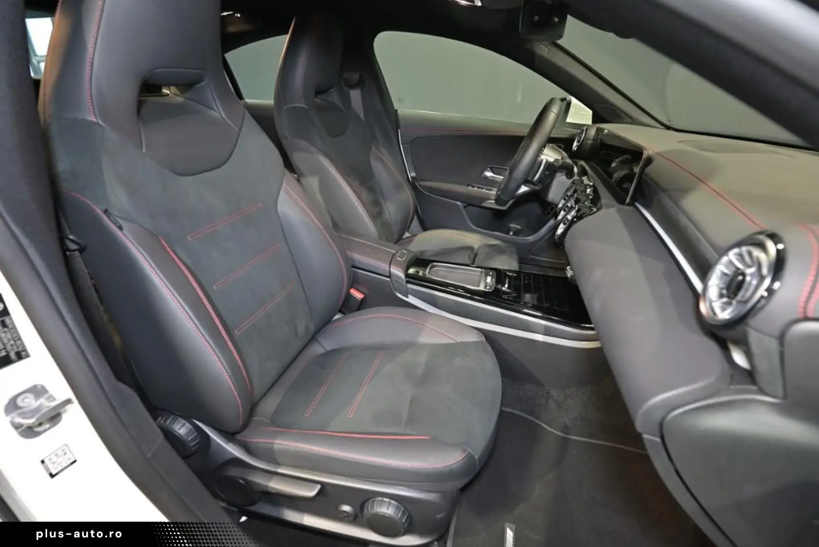 MERCEDES-BENZ CLA 180 Coupé AMG LED NAVI KAMERA