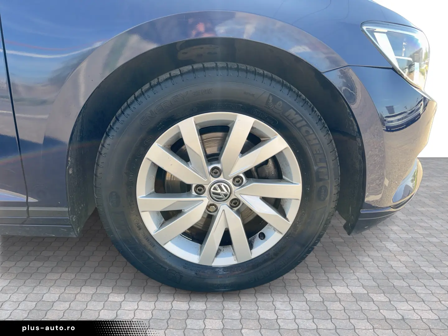 VW Passat Advance 2.0 TDI