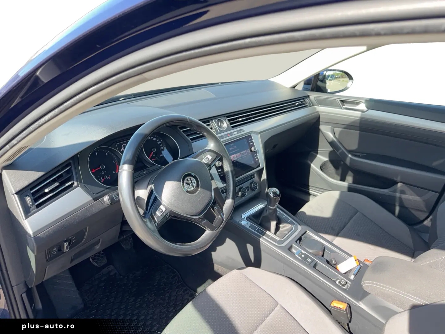 VW Passat Advance 2.0 TDI