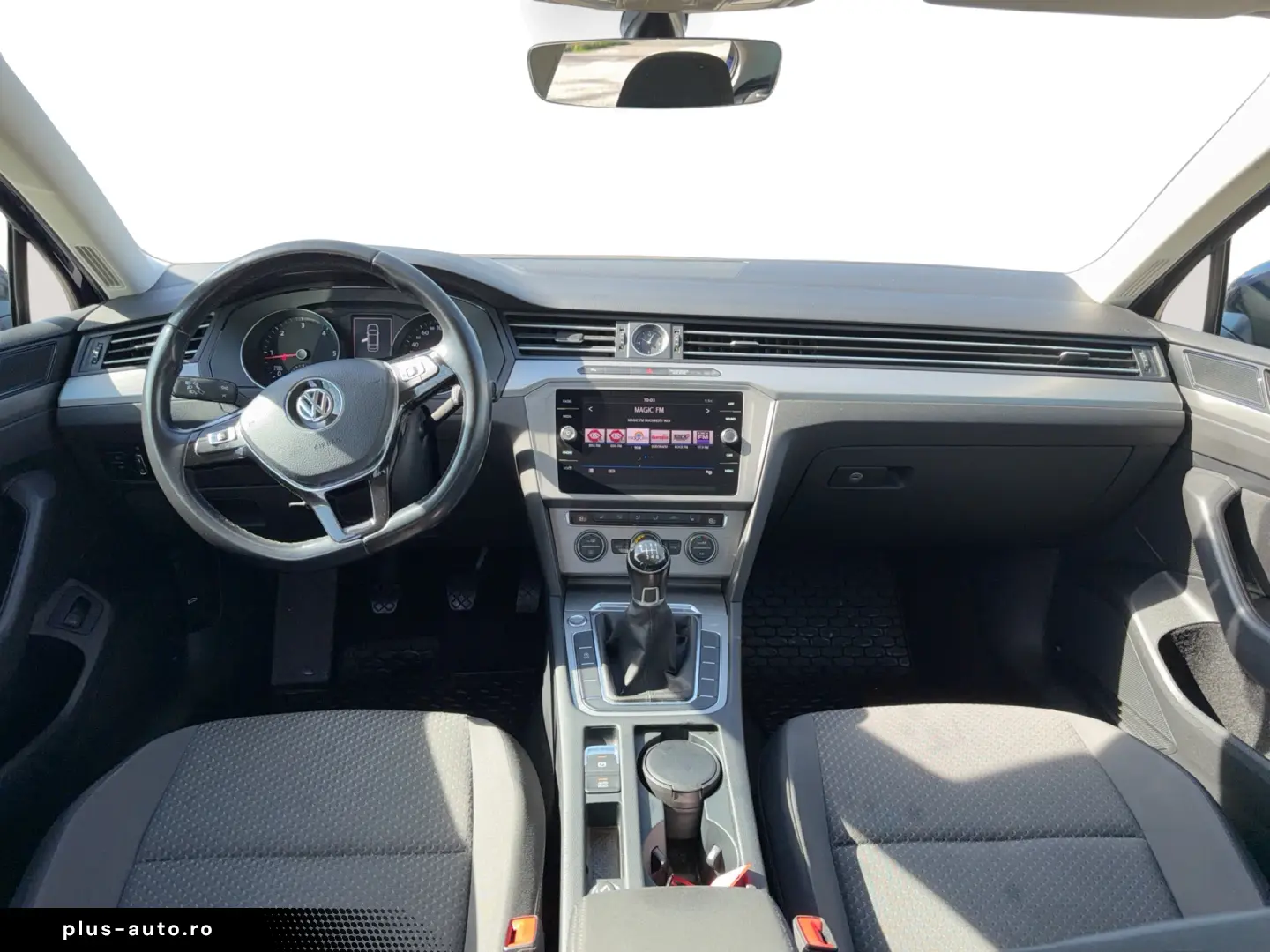 VW Passat Advance 2.0 TDI