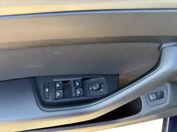 VW Passat Advance 2.0 TDI