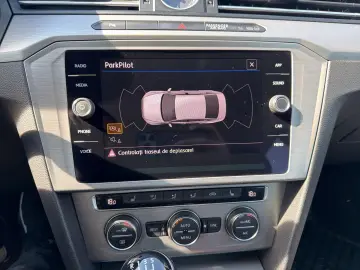 VW Passat Advance 2.0 TDI