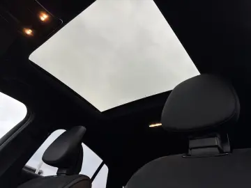 MERCEDES-BENZ GLC200d Coupe 4M AMG Burmester 360