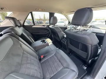 MERCEDES-BENZ ML 250