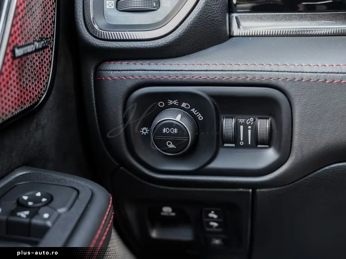 Dodge 2025 RAM 1500 RHO T1