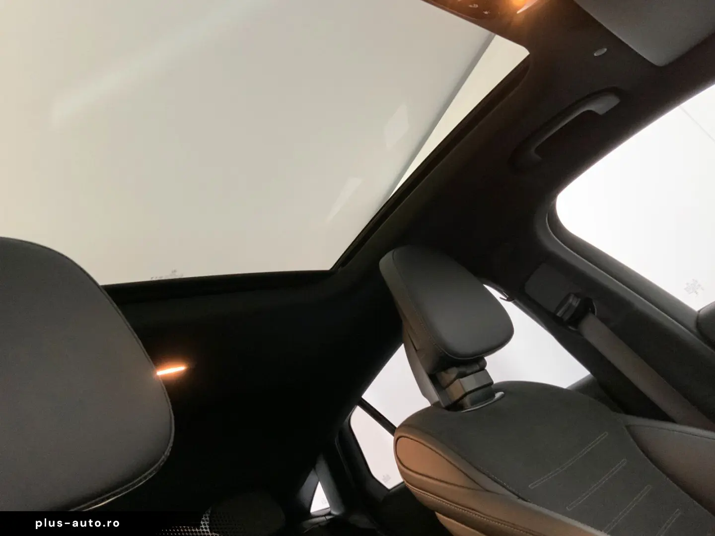 MERCEDES-BENZ GLC 300 4M Coupé AMG DISTRO Pano AHK 3&hellip;