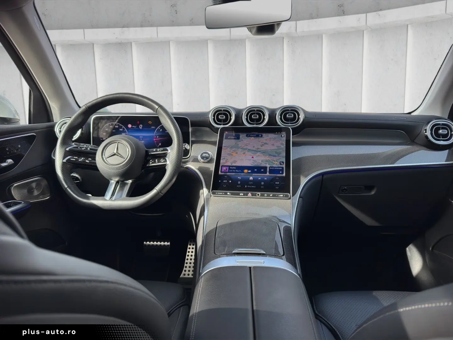 MERCEDES-BENZ GLC 300 d AMG 4M Pano