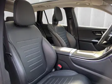 MERCEDES-BENZ GLC 300 d AMG 4M Pano