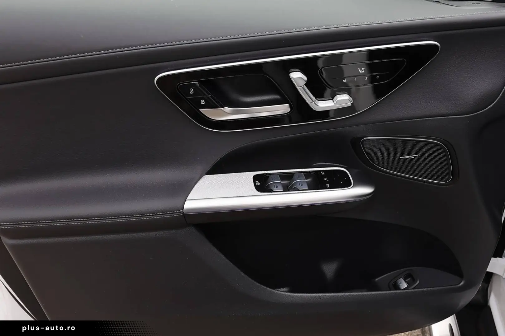 MERCEDES-BENZ GLC 2025 — imagine 12