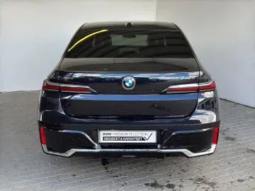 BMW 740d xDrive Limousine M Sportpaket