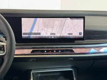 BMW 740d xDrive Limousine M Sportpaket