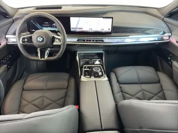 BMW 740d xDrive Limousine M Sportpaket