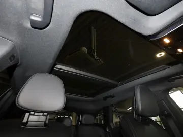 MERCEDES-BENZ GLC 220 d 4M AMG KEYLESS HEADUP DISTRO