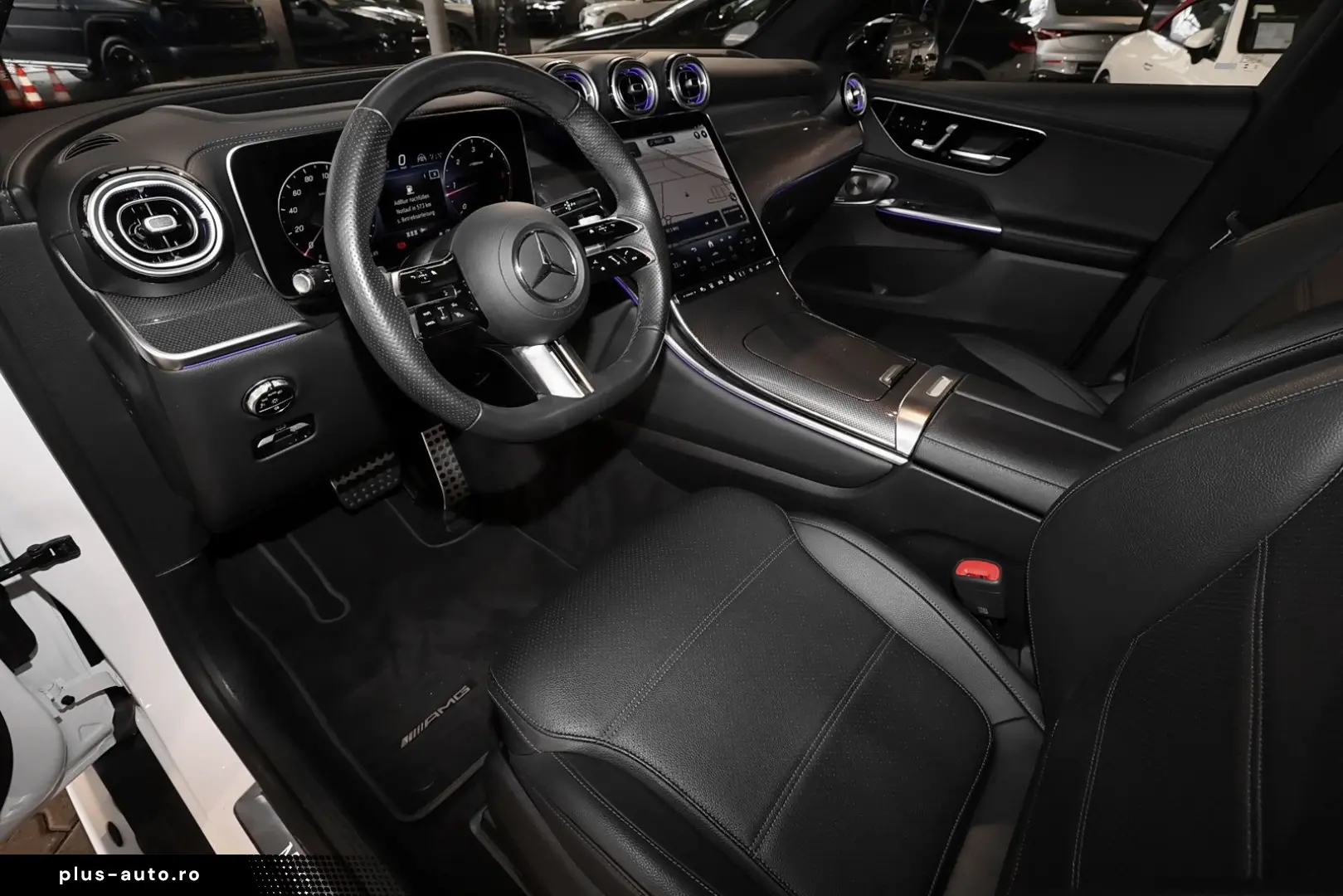 MERCEDES-BENZ GLC 220 d 4M AMG KEYLESS HEADUP DISTRO