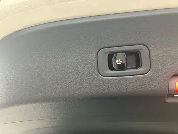 MERCEDES-BENZ GLC300 4M  AMG Ventilation 360 Burmester