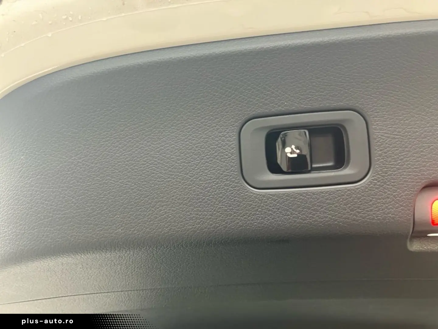 MERCEDES-BENZ GLC300 4M  AMG Ventilation 360 Burmester