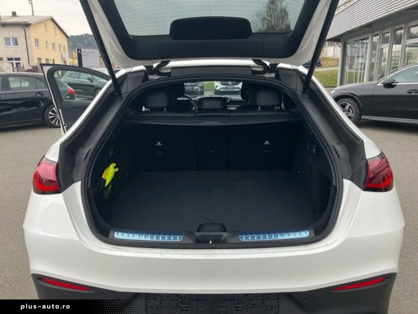 MERCEDES-BENZ GLC300 4M  AMG Ventilation 360 Burmester