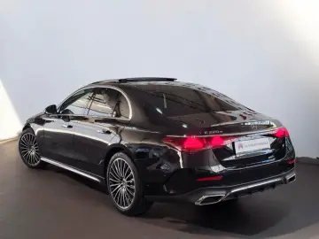 MERCEDES-BENZ E 220 E Limousine Edition AMG Line Superscreen
